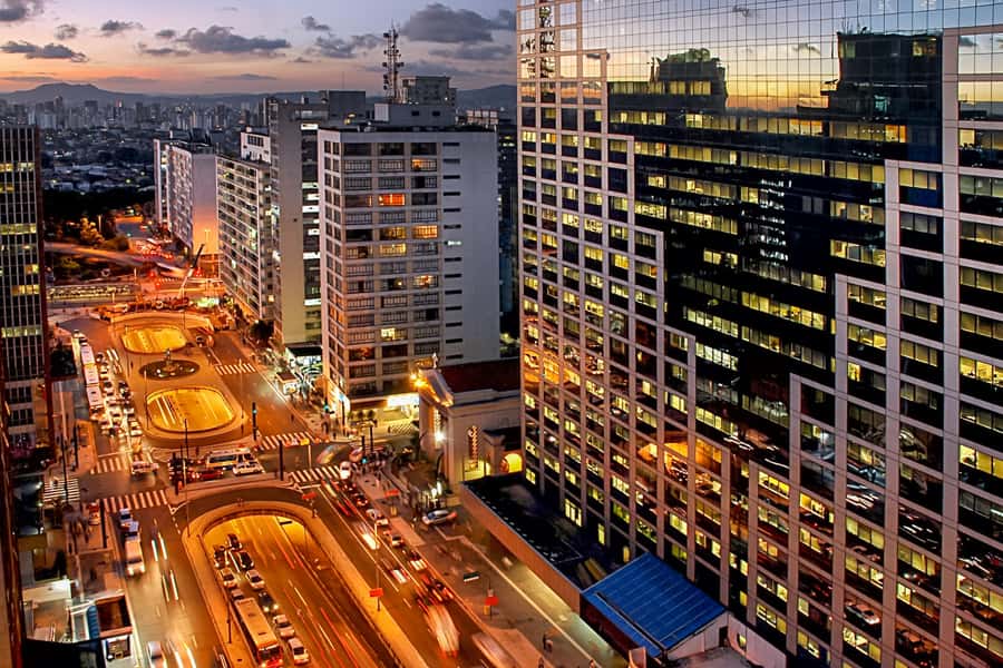 São Paulo: Private 4-Hour Night Tour - Walking through Vila Madalena after dark