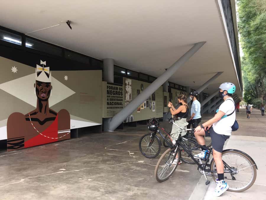 São Paulo: Street Art Bike Tour - Starting with coffee at Portinha 183