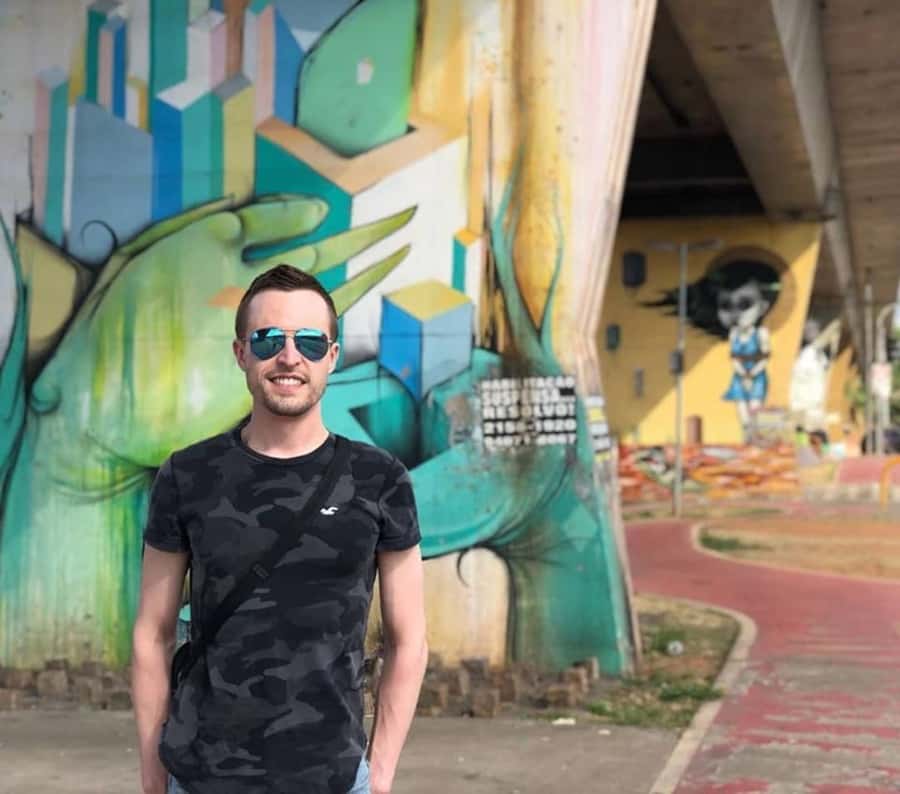 São Paulo Street Art Tour - Downtown São Paulo gives the art a harder edge