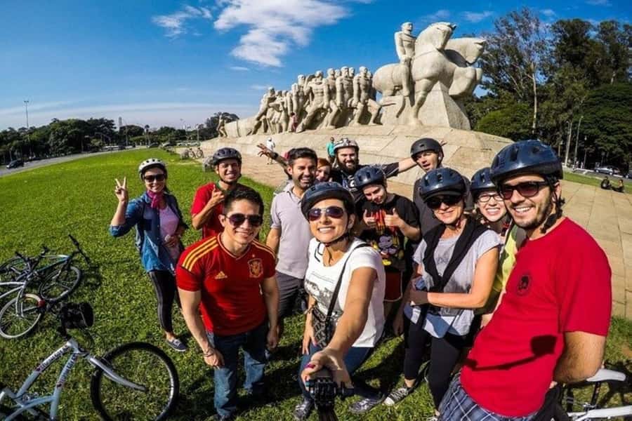 Sao Paulo: The Coolest Urban Scenes Bike Tour - Ibirapuera Park, São Paulo’s green reset