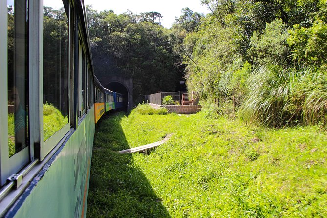 Scenic Train ride to historical cities of Morretes and Antonina - Hisgeopar, Paraná in miniature