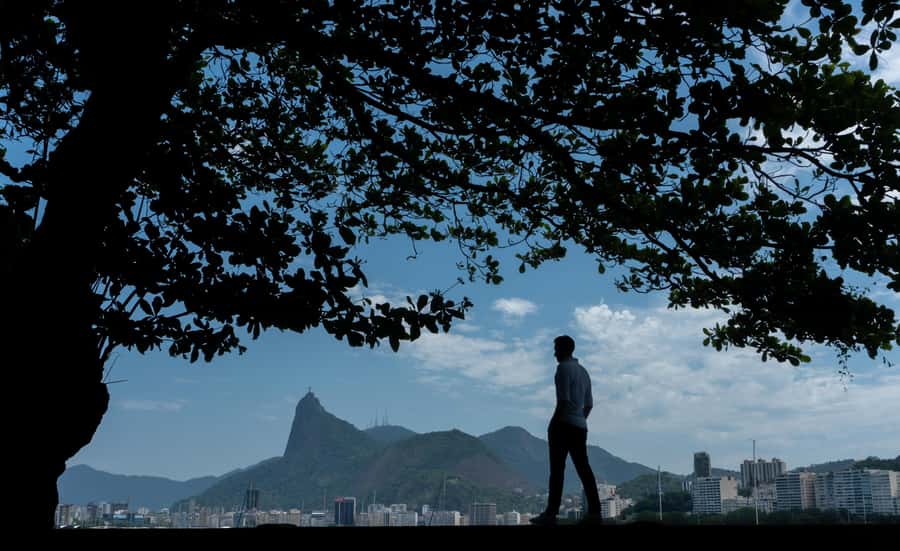 Strike a pose: The Rio Photo tour! - Practical limits you should know