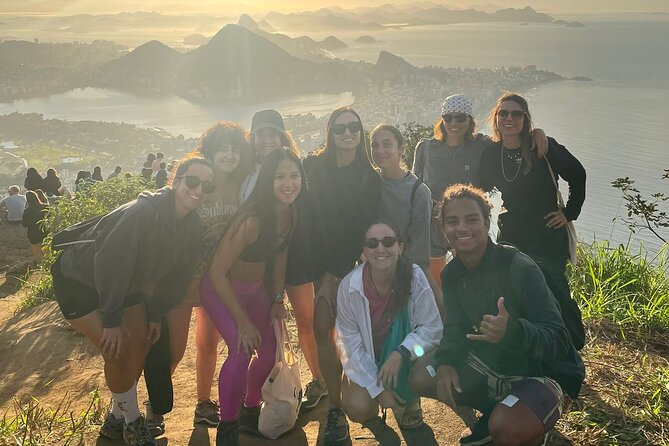 Sunrise at Morro 2 Irmãos - Vidigal - Rio de Janeiro - Why sunrise at Morro Dois Irmãos is worth the alarm