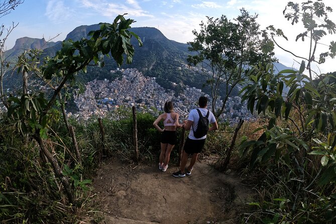 Sunrise at Morro 2 Irmãos - Vidigal - Rio de Janeiro - The one-hour climb to Morro Dois Irmãos