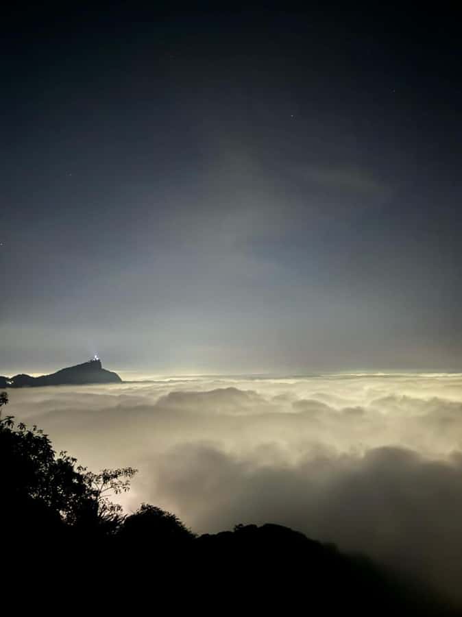 Sunrise at Morro Dois Irmãos + Vidigal Favela Experience - A guide can shape the entire experience