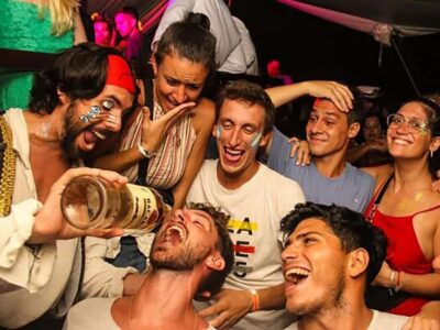 Unforgettable Boat Party